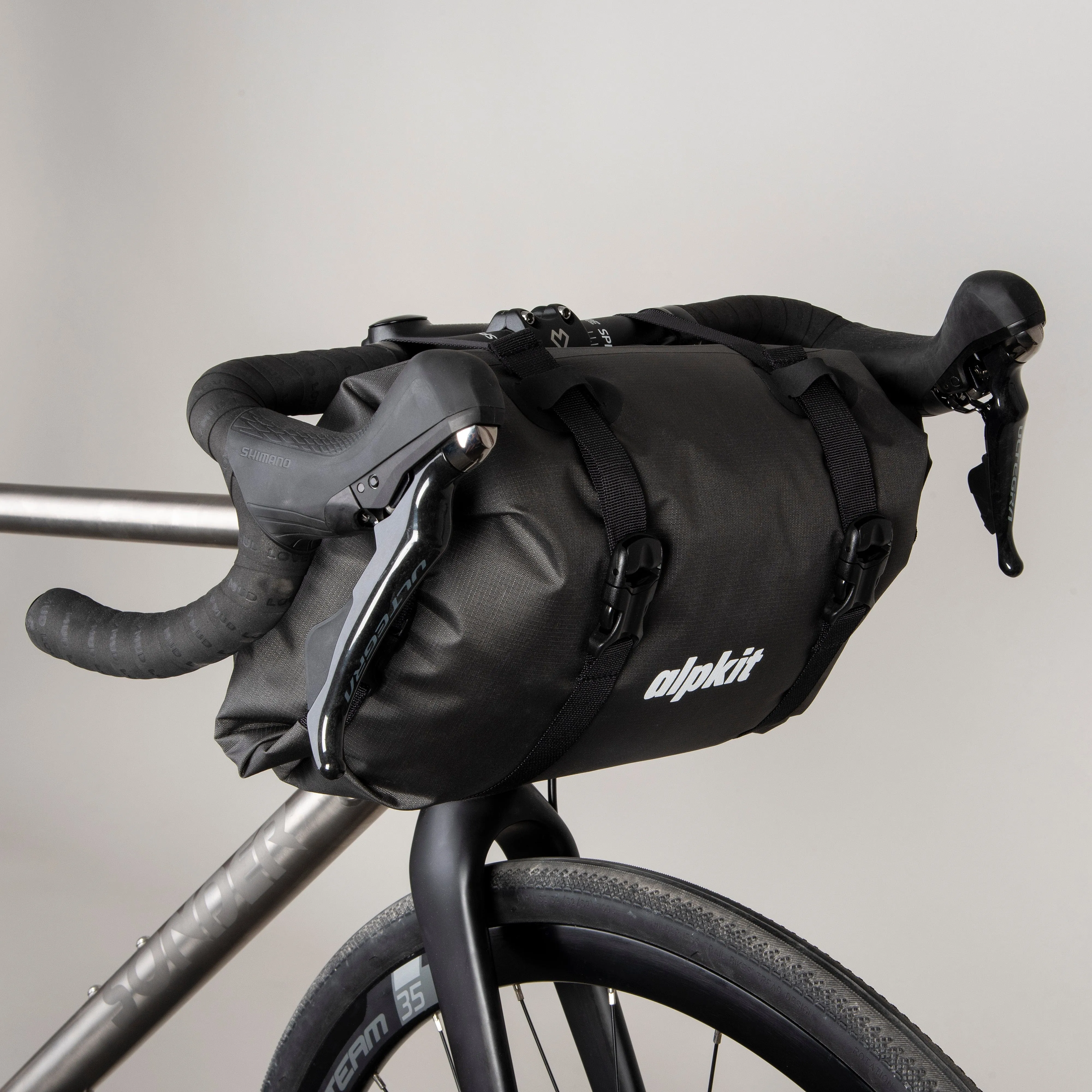 Deluge Handlebar Bag 13L