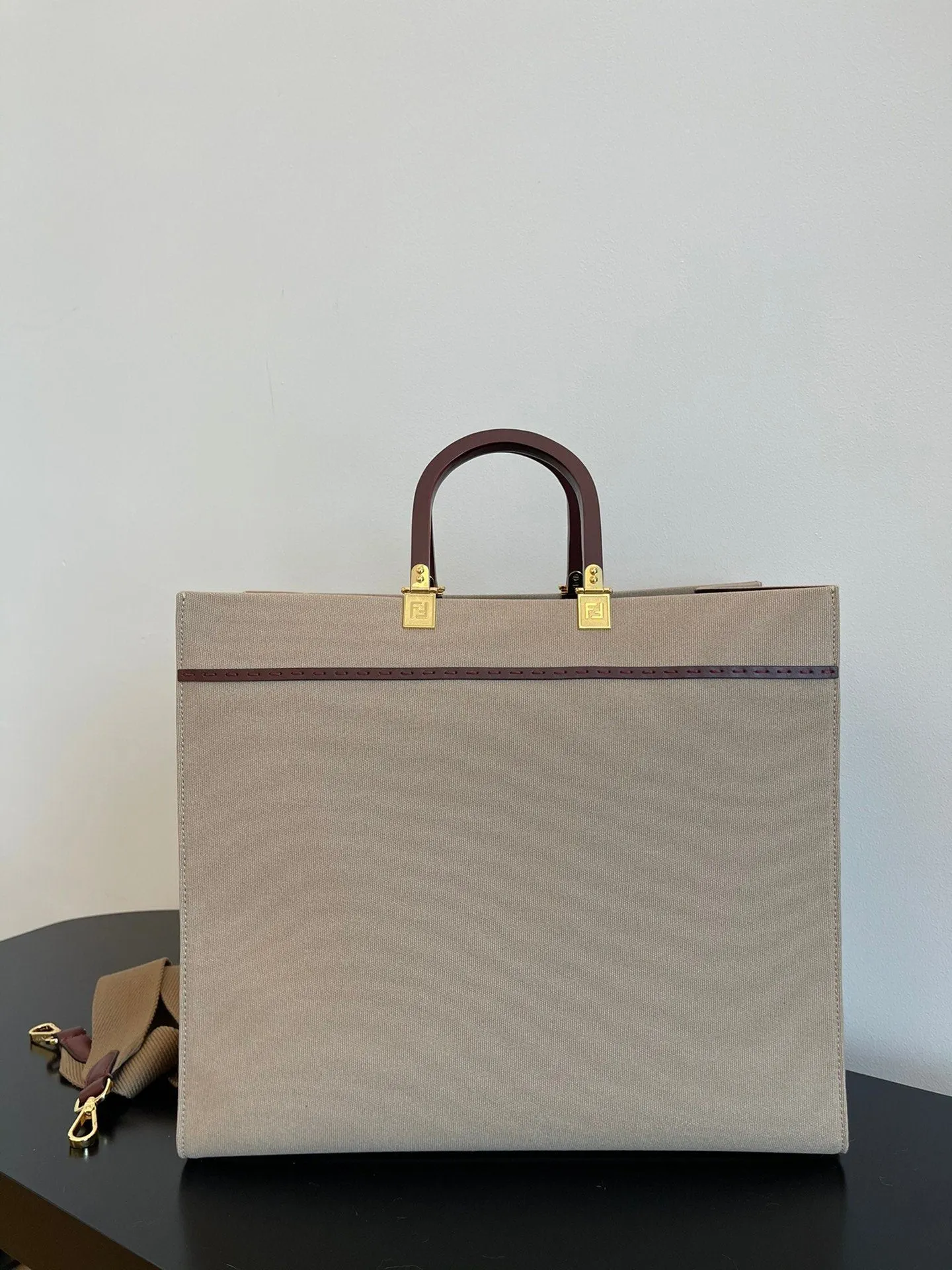 FI Sunshine Large Tote Bag Beige For Women, Women&#8217;s Handbags, Shoulder Bags 15.7in/40cm FF 8BH372