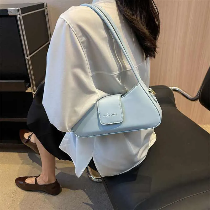 Glow Chic's Casual All-Match Simple Underarm Bag