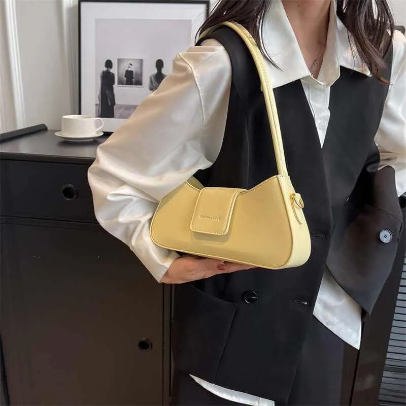 Glow Chic's Casual All-Match Simple Underarm Bag