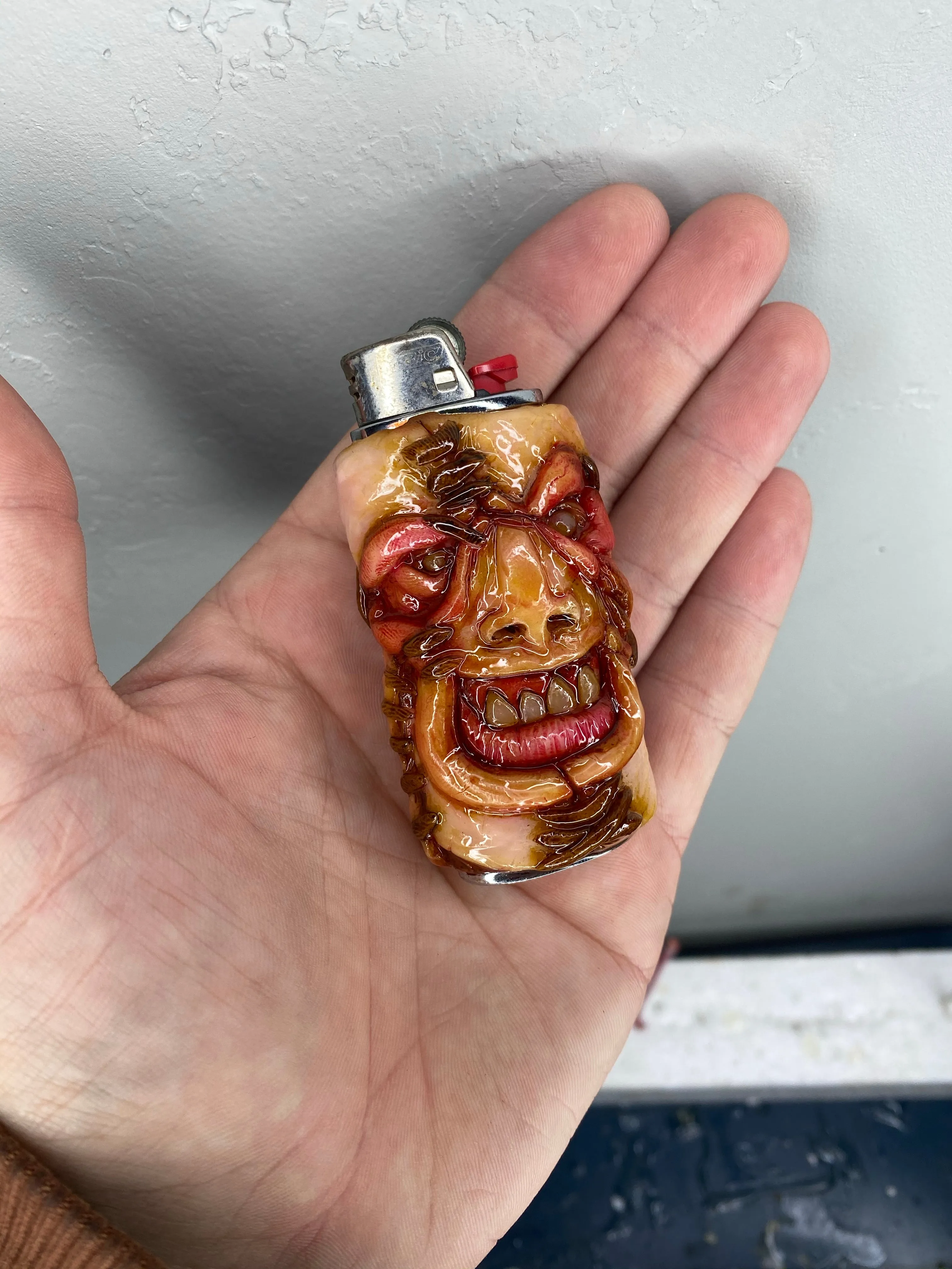Leather face: Lighter Sleeve